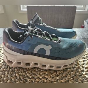 On Cloud  Monster Dust Vapor Running Sneakers